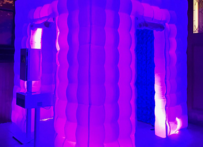 INFLATABLE BOOTH